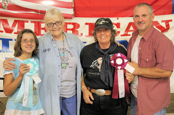 AIHR President Nanci Falley with AIHR members at the 2009 National Show